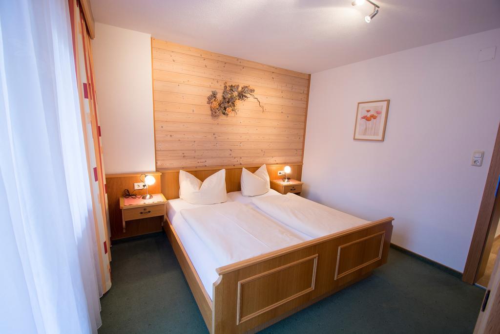 Pension Bartlhof Lermoos Extérieur photo