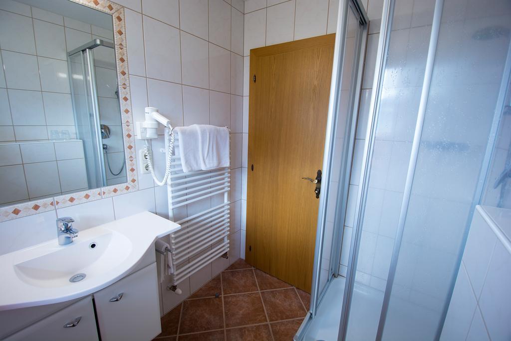 Pension Bartlhof Lermoos Extérieur photo